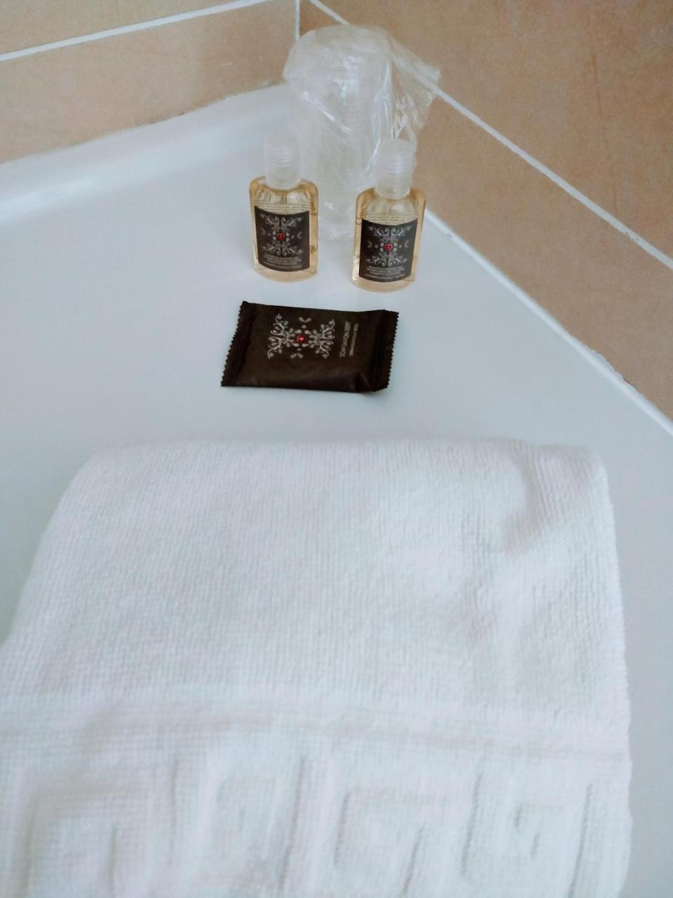 Hotel Fleur De Lys Bailleul  Ngoại thất bức ảnh